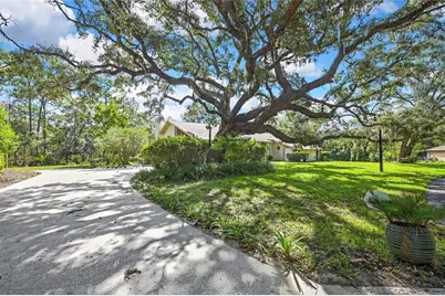 12 Mayflower Court E, Homosassa, FL 34446 - Photo 2