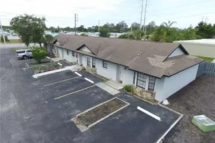 501 St Michaels Way, Tarpon Springs, FL 34689 - Photo 2
