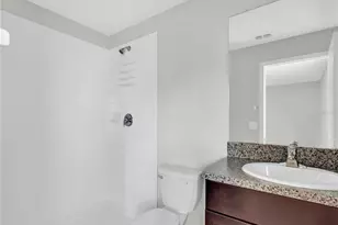 16568 Delia St, Wimauma, FL 33598 - Photo 2