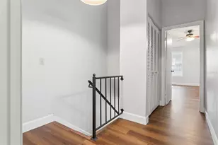 11325 Stratton Park Dr, Tampa, FL 33617 - Photo 12