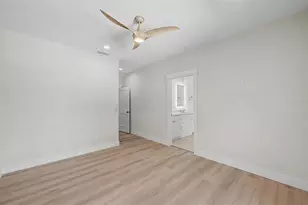 110 S Arrawana Ave, Tampa, FL 33609 - Photo 30