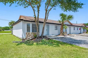 501 St Michaels Way, Tarpon Springs, FL 34689 - Photo 2