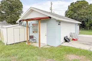 11001 N Armenia Ave, Tampa, FL 33612 - Photo 44