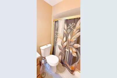 11001 N Armenia Avenue, Tampa, FL 33612 - Photo 24
