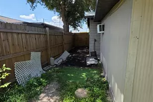3308 E Mohawk Ave, Tampa, FL 33610 - Photo 2