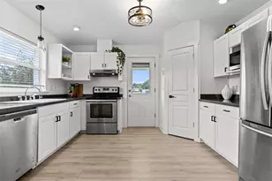 3720 Abraham Acres Ln, Plant City, FL 33565 - Photo 6