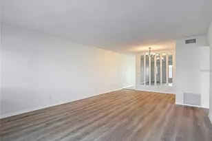 2461 Canadian Way, Clearwater, FL 33763 - Photo 4