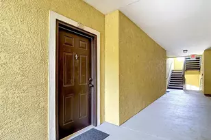 10201 Courtney Palms Blvd, Tampa, FL 33619 - Photo 6