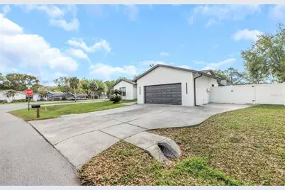 4030 Fieldgreen Place, Land O Lakes, FL 34639 - Photo 2