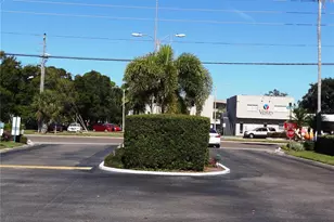 5357 81st St N, Saint Petersburg, FL 33709 - Photo 24