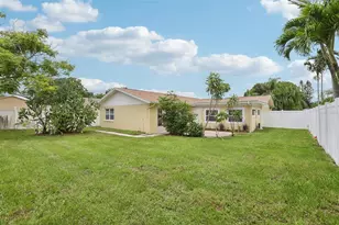 7698 Cardiff Ct, Saint Petersburg, FL 33709 - Photo 50