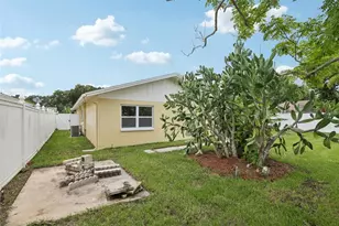 7698 Cardiff Ct, Saint Petersburg, FL 33709 - Photo 52