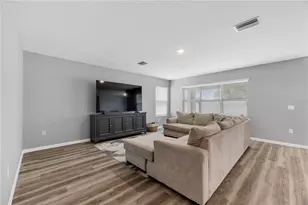 1697 Sourwood Dr, Ruskin, FL 33570 - Photo 6