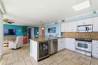 6265 Sun Boulevard #1204, Saint Petersburg, FL 33715 - Photo 10