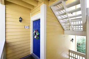 115 112th Ave NE, Saint Petersburg, FL 33716 - Photo 2