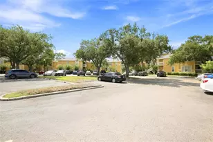 115 112th Ave NE, Saint Petersburg, FL 33716 - Photo 2