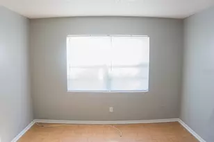 4601 22nd Ave S, Saint Petersburg, FL 33711 - Photo 8