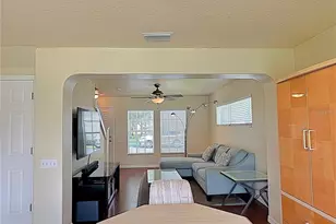 13129 Thoroughbred Loop, Largo, FL 33773 - Photo 12