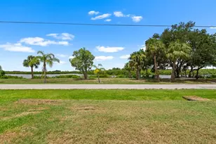 809 Timeless Moss Dr, Ruskin, FL 33570 - Photo 48