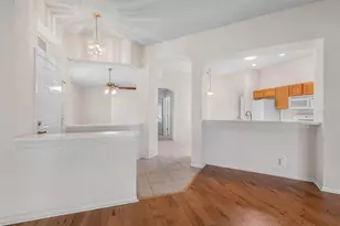 1148 Corinth Greens Dr, Sun City Center, FL 33573 - Photo 8