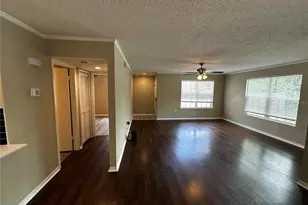 8350 Savannah Trace Cir, Tampa, FL 33615 - Photo 20