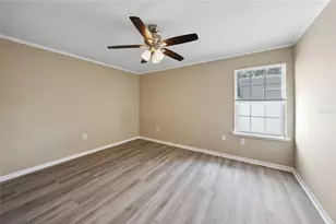 8350 Savannah Trace Cir, Tampa, FL 33615 - Photo 14