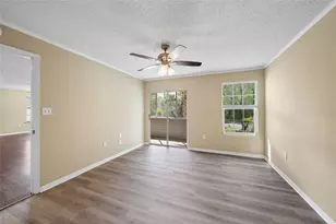 8350 Savannah Trace Cir, Tampa, FL 33615 - Photo 10