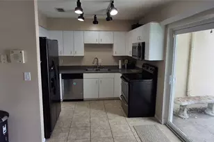 6944 Buhrley Terrace N, Saint Petersburg, FL 33709 - Photo 10