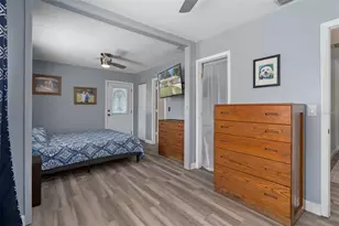 6944 Buhrley Terrace N, Saint Petersburg, FL 33709 - Photo 22