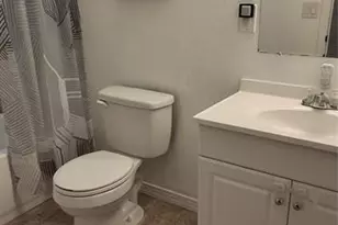 6944 Buhrley Terrace N, Saint Petersburg, FL 33709 - Photo 14