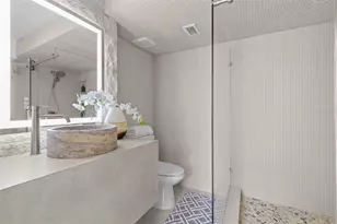 2614 Cove Cay Dr, Clearwater, FL 33760 - Photo 22