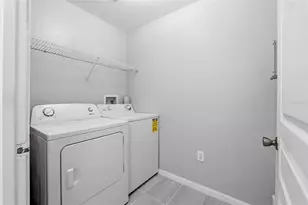 17112 Carrington Park Dr, Tampa, FL 33647 - Photo 18