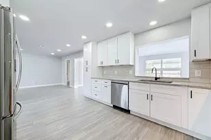 2178 Waterside Dr, Clearwater, FL 33764 - Photo 22