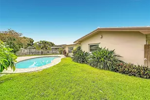 2178 Waterside Dr, Clearwater, FL 33764 - Photo 82
