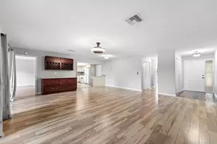 1409 Langley Dr, Sun City Center, FL 33573 - Photo 8