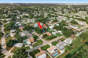 3280 56th Way N, Saint Petersburg, FL 33710 - Photo 2
