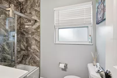 3280 56th Way N, Saint Petersburg, FL 33710 - Photo 18