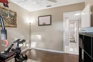 3280 56th Way N, Saint Petersburg, FL 33710 - Photo 24