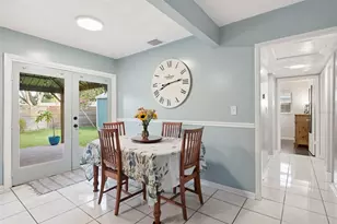 3280 56th Way N, Saint Petersburg, FL 33710 - Photo 10