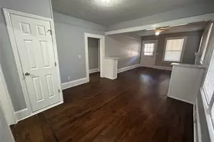 524 Basswood St, Jacksonville, FL 32206 - Photo 2