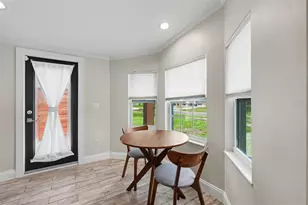 860 86th Ave N, Saint Petersburg, FL 33702 - Photo 12