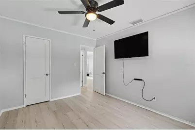 860 86th Avenue N, Saint Petersburg, FL 33702 - Photo 28