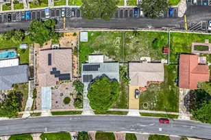 2449 66th Ave S, Saint Petersburg, FL 33712 - Photo 4