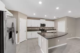16630 Kingman Reef St, Wimauma, FL 33598 - Photo 12