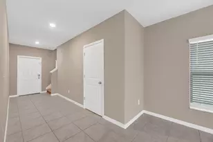 16630 Kingman Reef St, Wimauma, FL 33598 - Photo 4