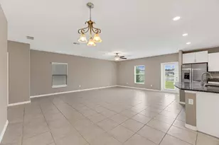 16630 Kingman Reef St, Wimauma, FL 33598 - Photo 8