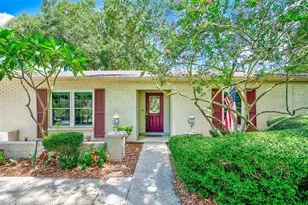 911 Woodcliff Ave, Tampa, FL 33613 - Photo 2