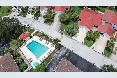 1439 Water View Drive W, Largo, FL 33771 - Photo 32