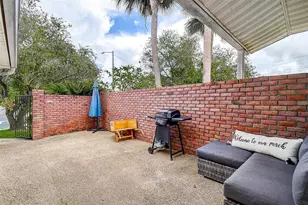 1439 Water View Dr W, Largo, FL 33771 - Photo 30