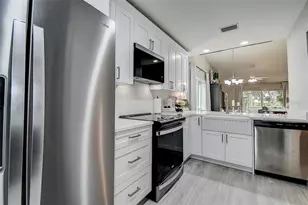 1439 Water View Dr W, Largo, FL 33771 - Photo 6